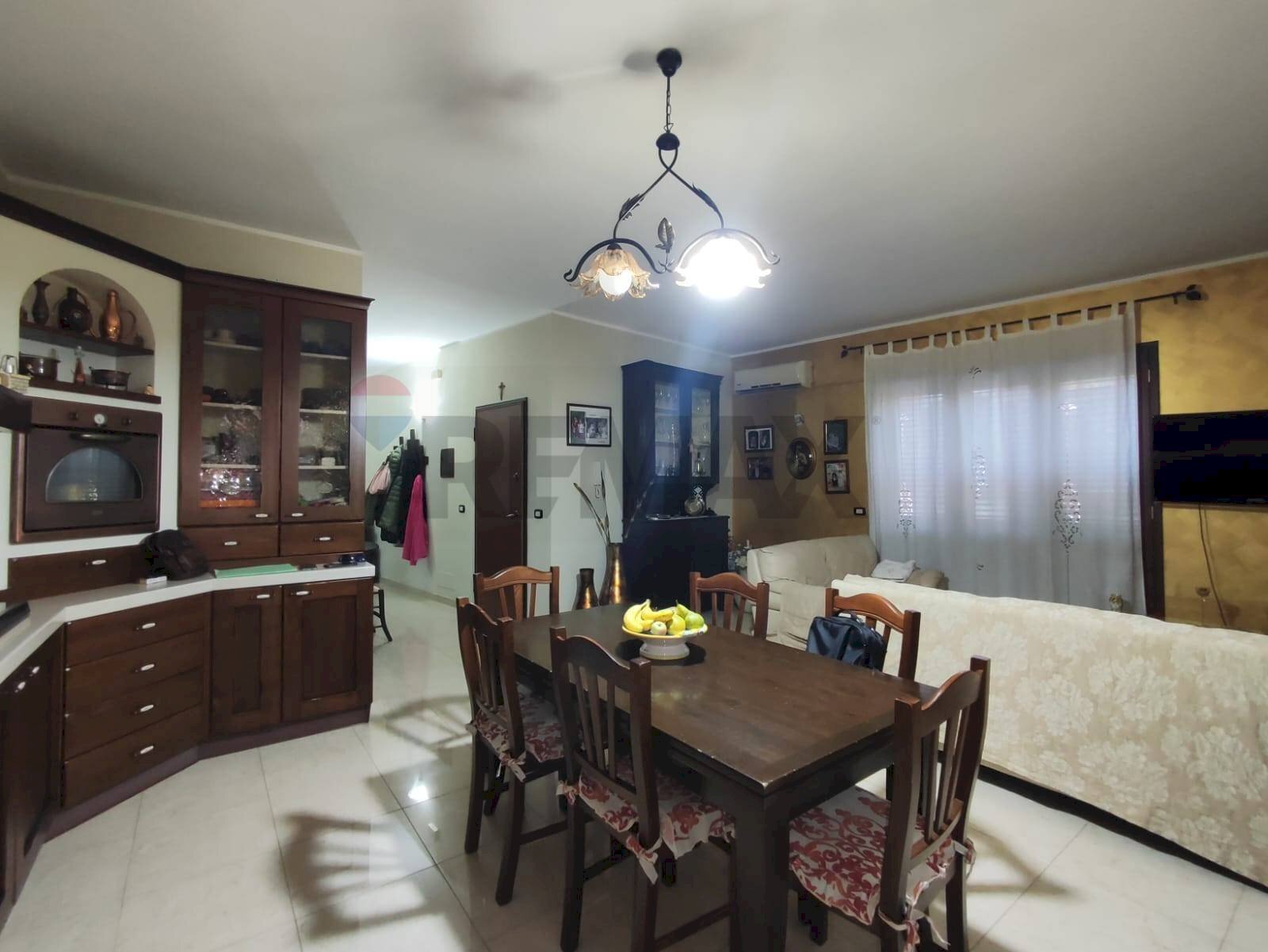 Sala da pranzo - Apartment Via Mariano Pinnone
 
148, Floridia - photo 3