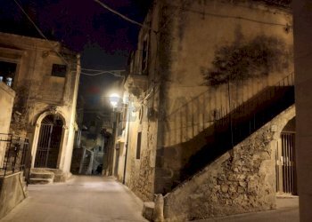 Edificio all\'aperto - Casa semi indipendente via Calvario
 
3, Modica - foto 8