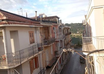 Edificio all\'aperto - Independent house Via Tartaglia
 
19, Sortino - photo 2