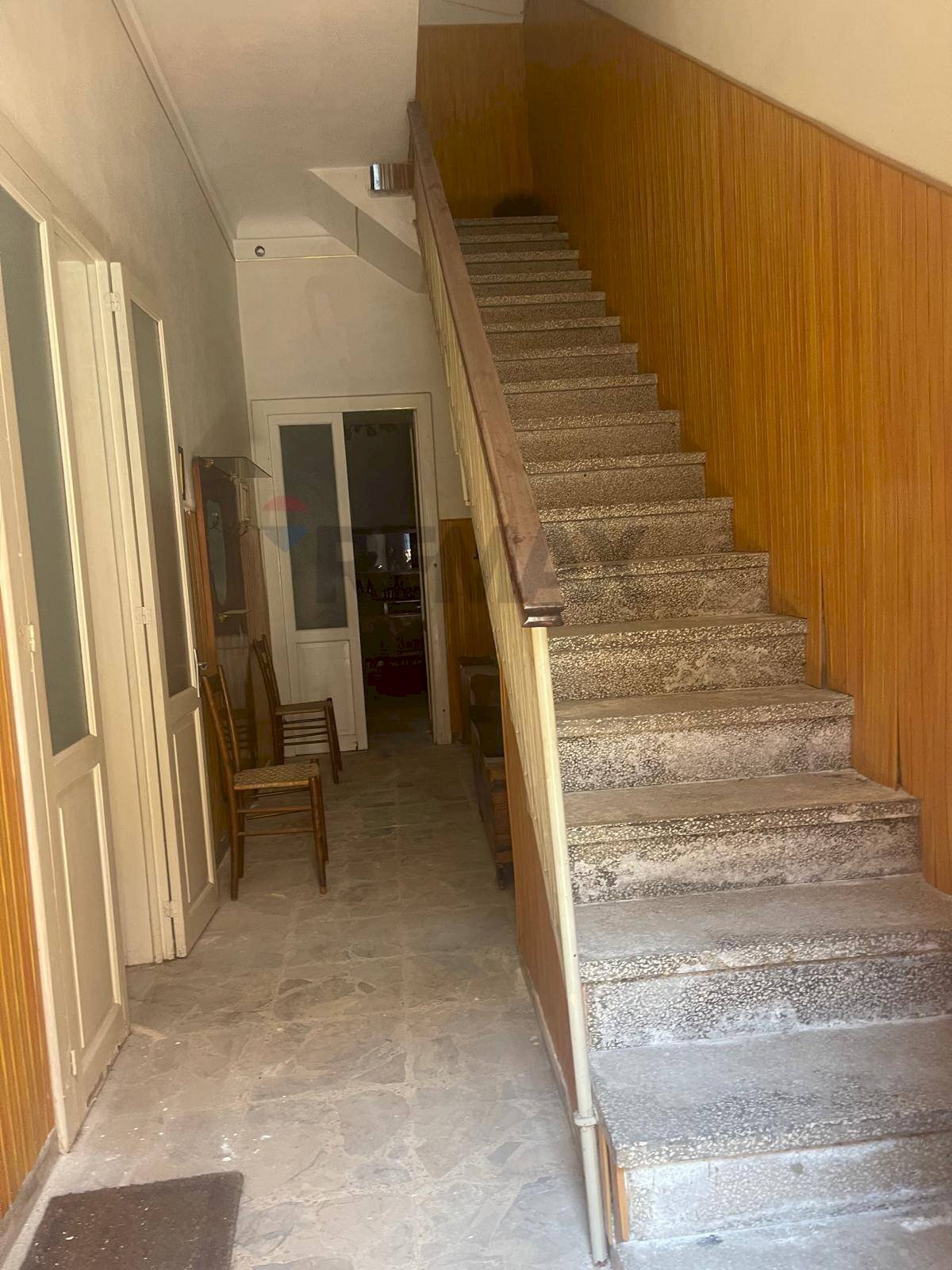 Scale - Quadrilocale Via Martiri delle Ardeatine
 
15, Solarino - foto 3