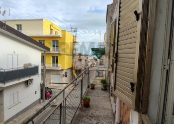 Balcone - Quadrilocale Via Martiri delle Ardeatine
 
15, Solarino - foto 10