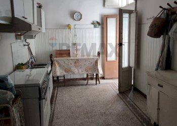 Cucina - Quadrilocale Via Martiri delle Ardeatine
 
15, Solarino - foto 15