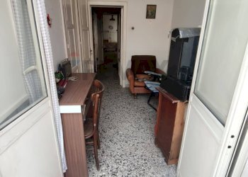 Hall / corridoio - Quadrilocale Via Martiri delle Ardeatine
 
15, Solarino - foto 20