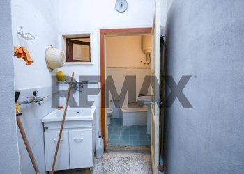 Bagno - Four-room apartment Via Martiri delle Ardeatine
 
15, Solarino - photo 14