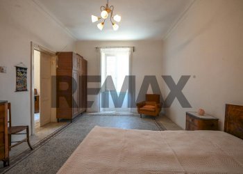 Camera / camera da letto - Four-room apartment Via Martiri delle Ardeatine
 
15, Solarino - photo 22