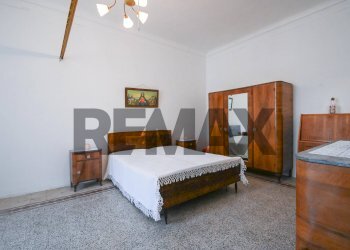 Camera / camera da letto - Four-room apartment Via Martiri delle Ardeatine
 
15, Solarino - photo 24