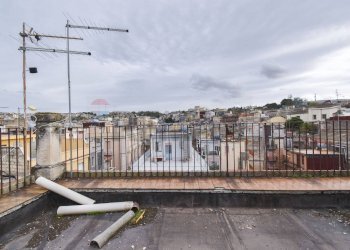 Balcone - Casa semi indipendente VIA PALESTRINA
 
4, Lentini - foto 34