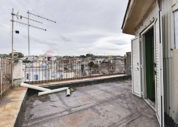 Terrazza - Casa semi indipendente VIA PALESTRINA
 
4, Lentini - foto 38