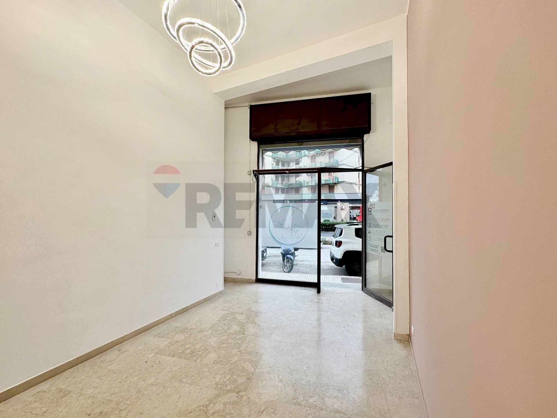 Stanza vuota - Commercial Premises Viale Scala Greca
367, Siracusa - photo 2