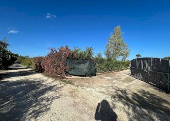 Non correlato - Terreno agricolo VIA CAPUANA/SS114
SN, Priolo Gargallo - foto 2