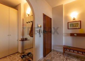 Hall / corridoio - Trilocale Viale dei Comuni
 
95, Siracusa - foto 10