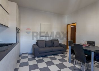 Sala da pranzo - Trilocale Viale dei Comuni
 
95, Siracusa - foto 25