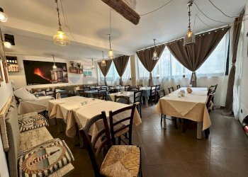 Sala da pranzo - Locale Commerciale Via Arimondi
 
6, Pachino - foto 2