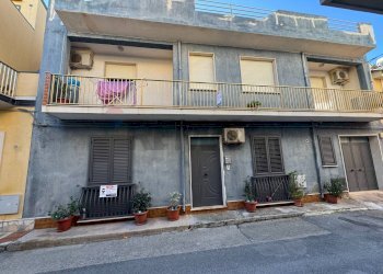 Edificio all\'aperto - Casa indipendente via Roma
 
4, Pachino - foto 3