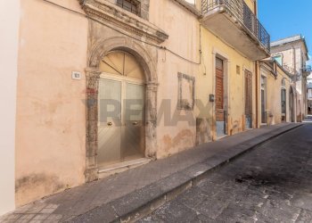 Edificio all\'aperto - Casa indipendente Via Cavour
 
101, Noto - foto 2