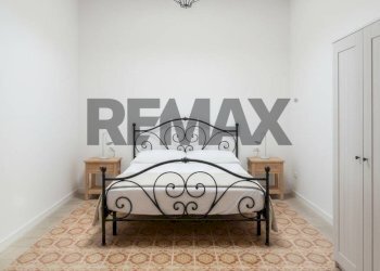 Camera / camera da letto - Casa indipendente Via Garibaldi - Via Roma
 
sn, Sortino - foto 11