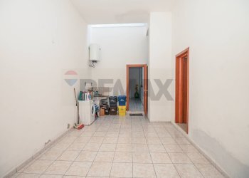 Hall / corridoio - Casa indipendente Via De  Gasperi
 
65, Pachino - foto 19