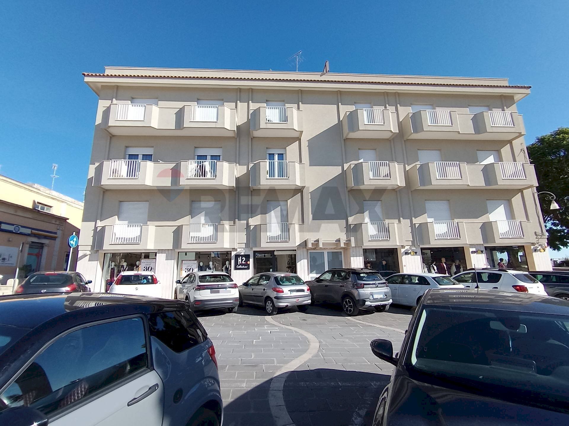 Edificio all\'aperto - Apartment Piazza Europa
 
1, Rosolini - photo 1