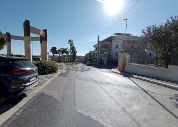 Edificio all\'aperto - Appartamento Piazza Europa
 
1, Rosolini - foto 9