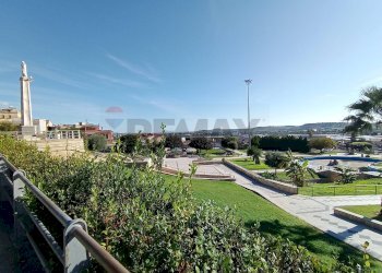 Balcone - Appartamento Piazza Europa
 
1, Rosolini - foto 13