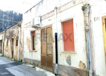 Edificio all\'aperto - Independent house Via Roma
 
124, Sortino - photo 2