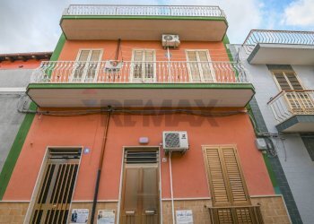 Edificio all\'aperto - Casa indipendente Via Caruso
 
16, Pachino - foto 20