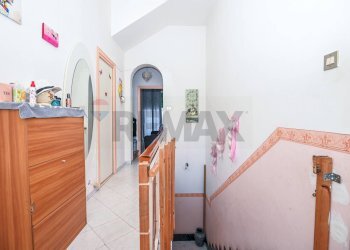 Hall / corridoio - Casa indipendente Via Caruso
 
16, Pachino - foto 3