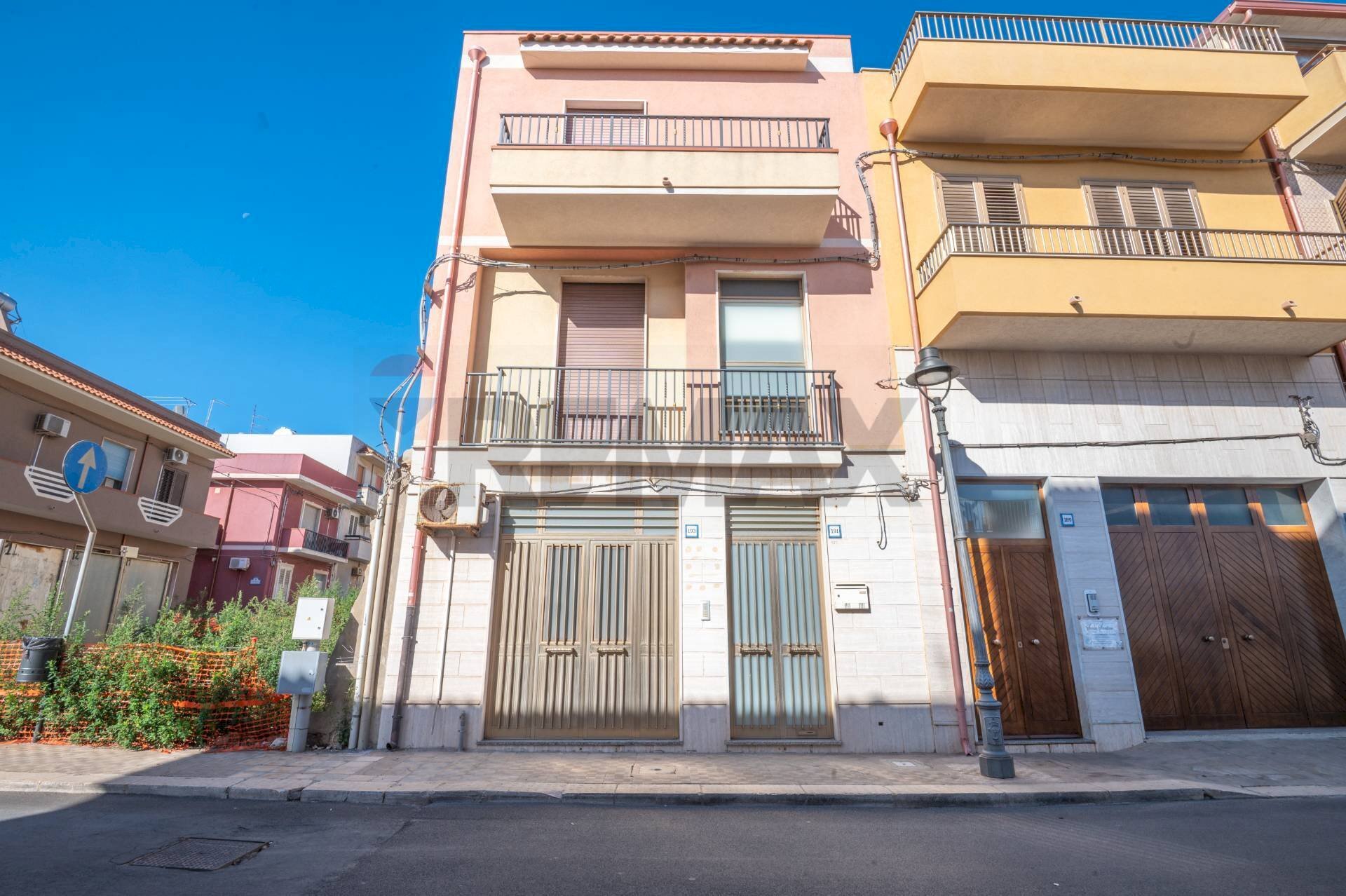 Edificio all\'aperto - Casa indipendente Via Vittorio Emanuele
 
191, Portopalo di Capo Passero - foto 1