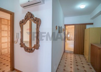 Hall / corridoio - Casa indipendente Via Vittorio Emanuele
 
191, Portopalo di Capo Passero - foto 18