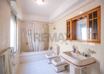 Bagno - Casa indipendente Via Vittorio Emanuele
 
191, Portopalo di Capo Passero - foto 22