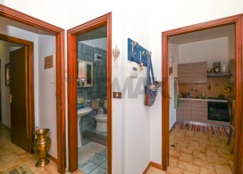 Hall / corridoio - Casa indipendente Via Dei Mille
 
82, Pachino - foto 13