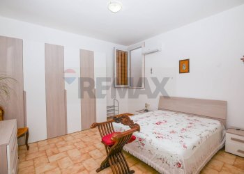 Camera / camera da letto - Casa indipendente Via Dei Mille
 
82, Pachino - foto 17