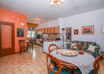 Sala da pranzo - Casa indipendente Via Dei Mille
 
82, Pachino - foto 34