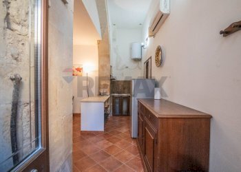 Hall / corridoio - Casa indipendente Via Giuseppe Mendoza
 
14, Siracusa - foto 11