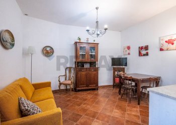 Sala da pranzo - Casa indipendente Via Giuseppe Mendoza
 
14, Siracusa - foto 13