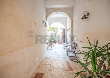 Ricezione / Lobby - Casa indipendente Via Giuseppe Mendoza
 
14, Siracusa - foto 22