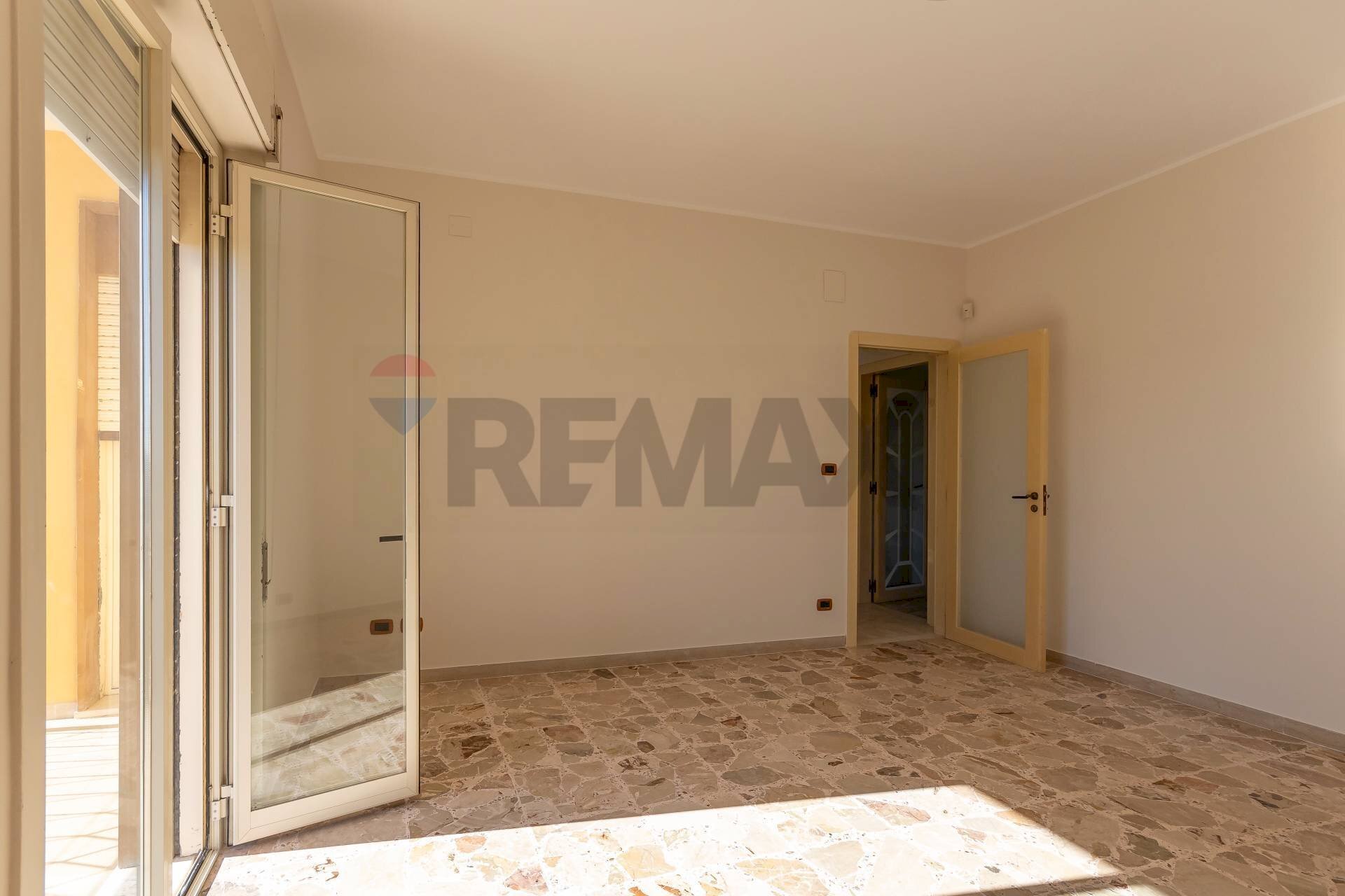 Stanza vuota - Trilocale Via Monviso
 
3, Siracusa - foto 1