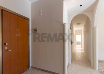 Hall / corridoio - Trilocale Via Monviso
 
3, Siracusa - foto 12