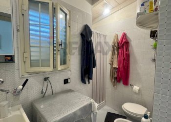 Doppio servizio - Quadrilocale Via Luigi Capuana
 
47, Siracusa - foto 9
