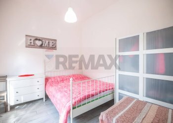 Camera / camera da letto - Casa indipendente Via Unità
 
88, Pachino - foto 12