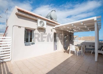 Terrazza - Casa indipendente Via Unità
 
88, Pachino - foto 2