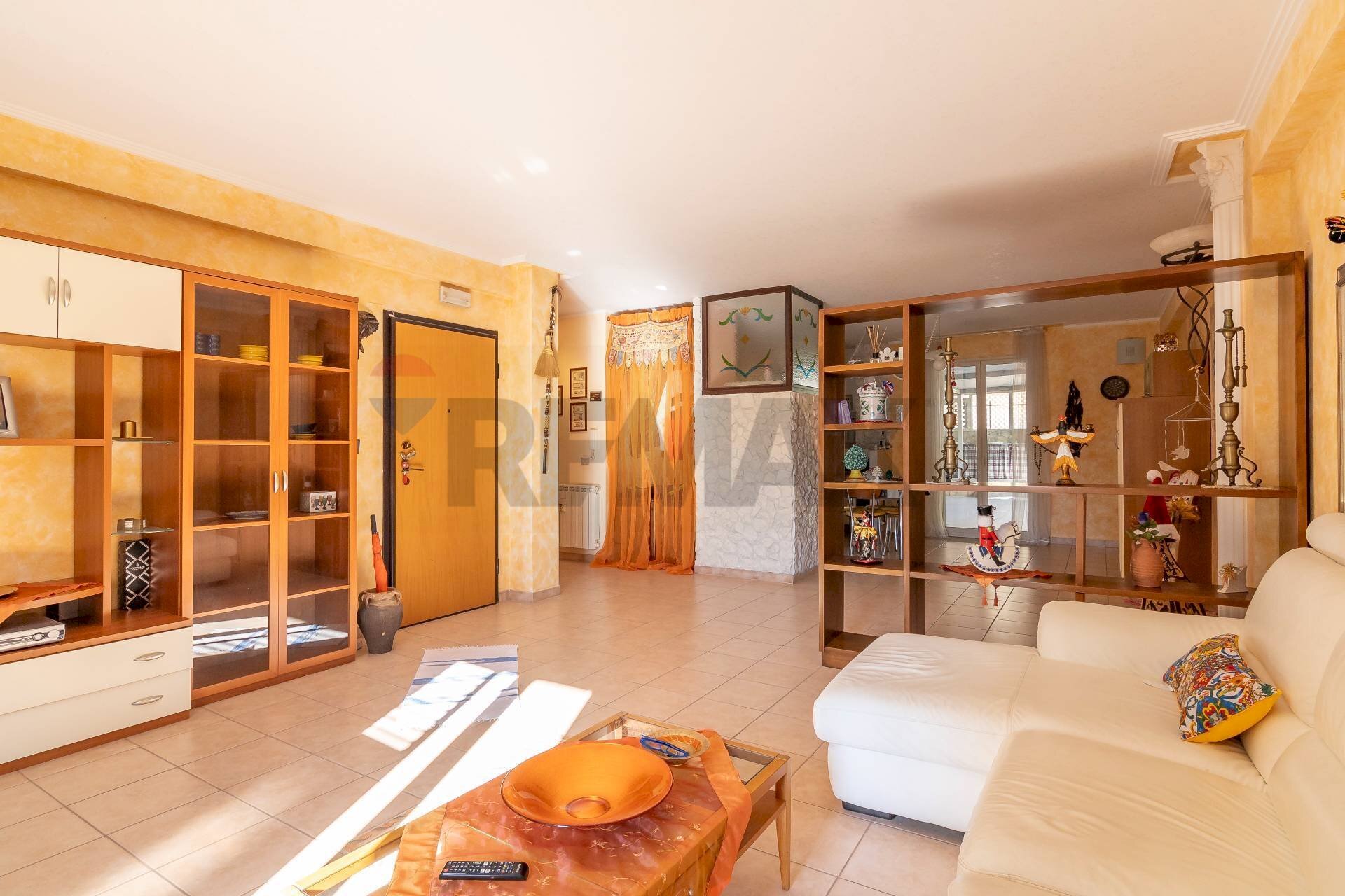 Soggiorno - Appartamento Via Fagone
 
50, Floridia - foto 1