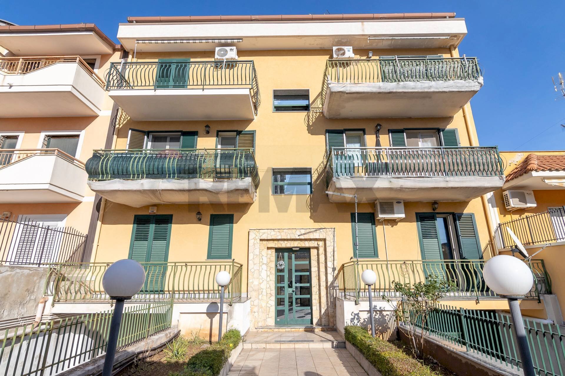 Edificio all\'aperto - Appartamento Via Fagone
50, Floridia - foto 2