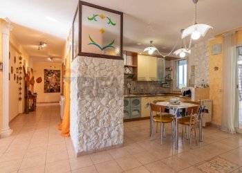 Cucina - Appartamento Via Fagone
 
50, Floridia - foto 12