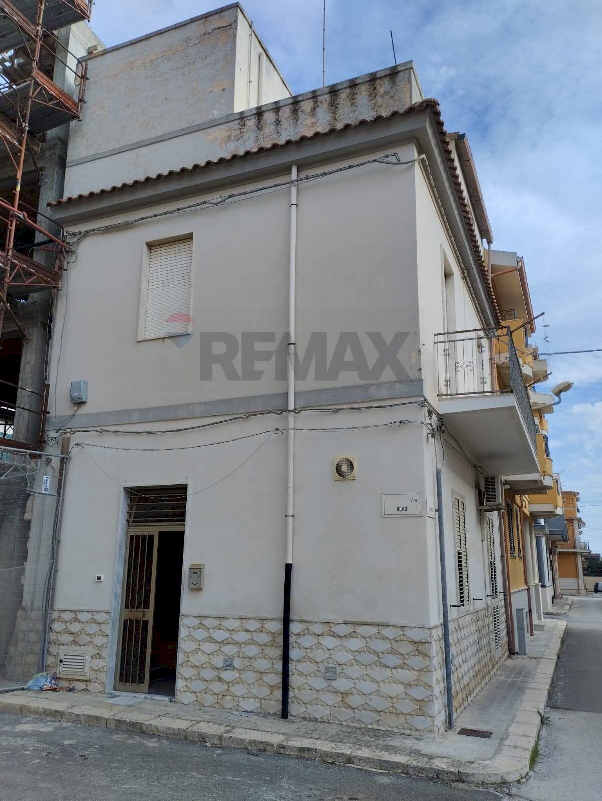 Casa all\'aperto - Casa indipendente via dei mille
 
12, Rosolini - foto 2