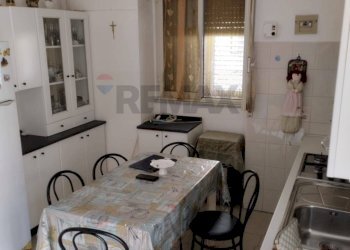 Sala da pranzo - Casa indipendente via dei mille
 
12, Rosolini - foto 4