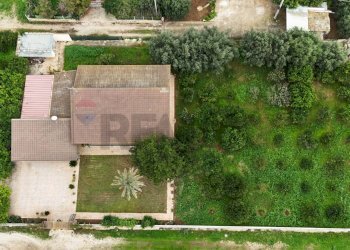 Edificio all\'aperto - Villa Via Roma, Marina di Modica, Modica - foto 33