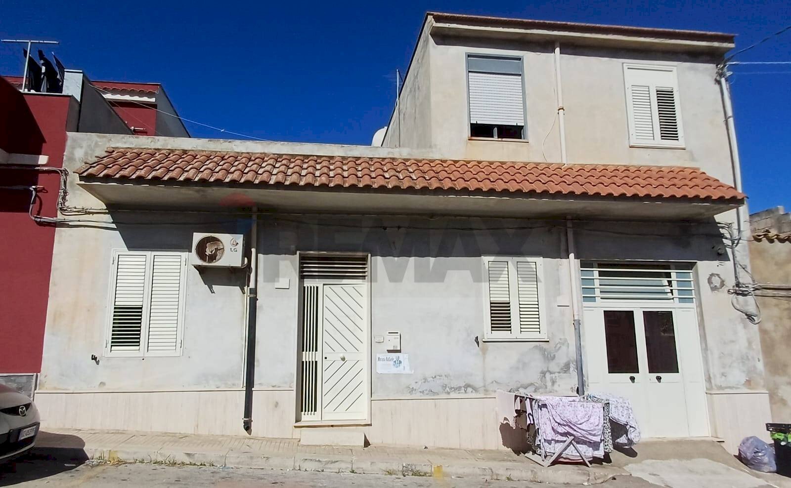 Casa all\'aperto - Casa indipendente Via Marche
 
19, Pachino - foto 1