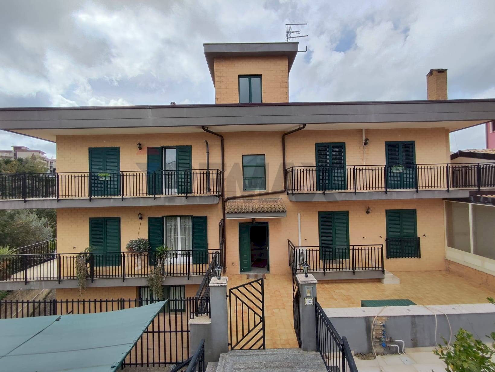 Edificio all\'aperto - Appartamento Via Tagliamento, Palazzolo Acreide - foto 1