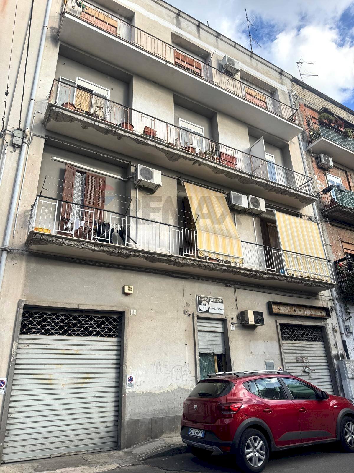 Facciata - Four-room apartment Piazza Taormina
 
8, Lentini - photo 1